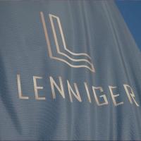 Landgasthaus Lenniger，位于布伦帕德博恩-利普施塔特机场 - PAD附近的酒店