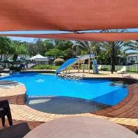Sunset Caravan Park Woolgoolga，位于伍尔古尔加的酒店