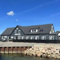 Pakhuset Anholt，位于Anholt的酒店