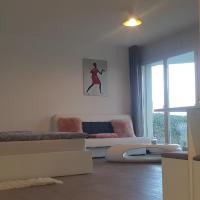 Ferienwohnung am Bodensee mit Seesicht und Wellness，位于罗尔沙赫伯格圣加伦-阿尔滕莱茵机场 - ACH附近的酒店