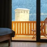 Hotel Lamish,位于梅斯蒂亚的酒店
