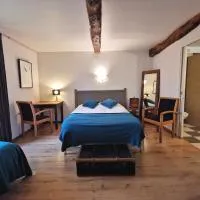 Logis Hotel Restaurant LA BARGUILLERE，位于圣皮埃尔德日瓦的酒店