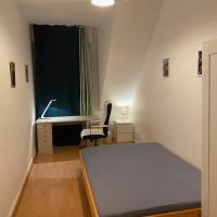 Nice Private Room in Shared Apartment - 2er WG，位于威斯巴登Westend的酒店