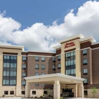 Hampton Inn & Suites Burlington，位于伯灵顿Southeast Iowa Regional Airport - BRL附近的酒店