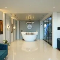 HOTEL THE PARKER INN By KBNT GROUP，位于苏拉特的酒店