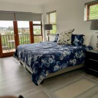 Kindred Spirit Guest Suites with solar power，位于克尼斯纳Knysna Heights的酒店