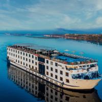 Mövenpick Royal Lily Nile Cruise, Every Monday Four Nights From Luxor, Every Friday Three Nights From Aswan - Including Excursions & Sightseeing，位于卢克索Nile River Luxor的酒店