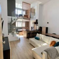 WeRentVLC - Amazing Duplex Loft 2 bdrm，位于瓦伦西亚Benicalap的酒店