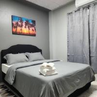 2br Apt in St Helena - 6mins from the airport Perfect for short and long stays，位于Piarco皮亚尔科机场 - POS附近的酒店