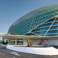 W Abu Dhabi - Yas Island，位于阿布扎比亚斯岛的酒店