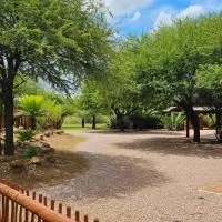 Makhato Bush Lodge 48,位于贝拉贝拉的酒店