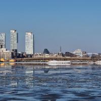 Sea & City view Home near Nature，位于赫尔辛基Sörnäinen的酒店