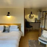 Little Buttercup Cottage，位于布拉克利的酒店