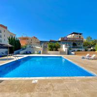 Sunny and Bright Corcovada, T1 with Large Terrace, Albufeira，位于阿尔布费拉蒙特卡诺的酒店