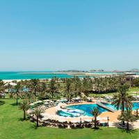 皇家艾美国际海滩度假村，位于迪拜朱美拉海滩度假胜地的酒店