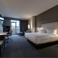 Courtyard by Marriott Iowa City University Heights，位于爱荷华的酒店