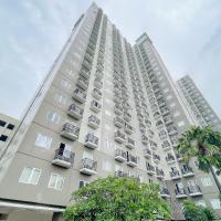 RedLiving Apartemen Sunter Park View - Emma Rooms，位于雅加达Sunter的酒店