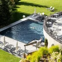 SILENA, your soulful hotel - adults only，位于瓦勒斯的酒店
