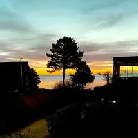 feriehus med havudsigt，位于斯波斯比约的酒店