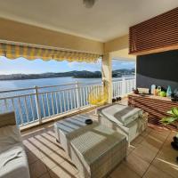 Magnifique appartement, vue mer，位于努美阿Nouméa Magenta Airport - GEA附近的酒店