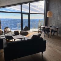 Cosy apartment with ski in/out，位于Noresund的酒店