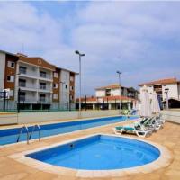 Remarkable 3-Bed Apartment in Viana，位于Viana的酒店