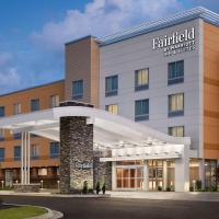 Fairfield by Marriott Inn & Suites Clear Lake，位于克利尔莱克Mason City Municipal - MCW附近的酒店