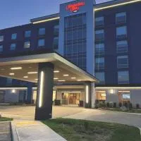 Hampton Inn By Hilton Kingston，位于金斯顿的酒店