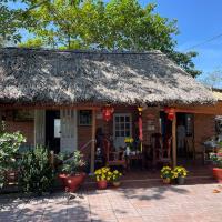 Ty Phu Miet Vuon Homestay - Entire Bungalow，位于Tây Ninh的酒店