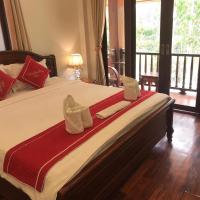 Luangprabang Villa bouathong Hotel，位于琅勃拉邦的酒店