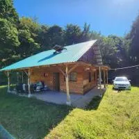 Cabaña Trojas Valverde Vega，位于Trojas的酒店