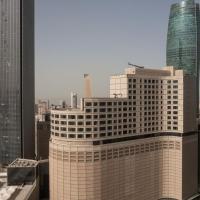 Marriott Executive Apartments Kuwait City，位于科威特科威特市的酒店