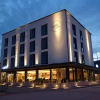 因河畔辛巴赫汽车旅馆,位于因河畔辛巴赫的酒店