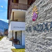 Hotel Pazzola,位于迪森蒂斯的酒店