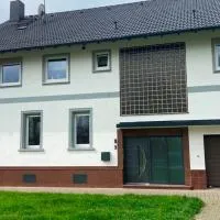 Ferienwohnung -Isola Madre,位于比伯斯海姆的酒店