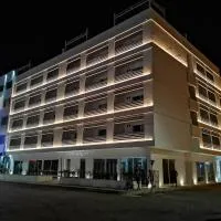 Oasis White Hotel，位于萨尔雷的酒店