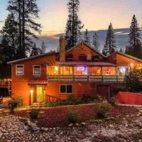 StrawberryInn River Front Resort，位于Strawberry的酒店