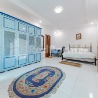 Biru Homestay Bandung Mitra RedDoorz，位于万隆Cigadung的酒店