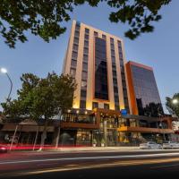 TRYP by Wyndham Pulteney Street Adelaide，位于阿德莱德阿德莱德中央商业区的酒店