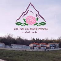 La Vie En Rose Hotel by Sogutdagi Isparta，位于Keçiborlu伊斯帕尔塔机场 - ISE附近的酒店