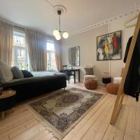 Lovely central apartment with two large bedrooms nearby Oslo Opera, vis a vis Botanical garden，位于奥斯陆奥斯陆老城区的酒店