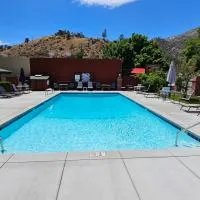 Kernville Inn，位于克恩维尔的酒店