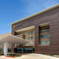 La Quinta Inn & Suites by Wyndham Round Rock near Kalahari，位于圆石城的酒店