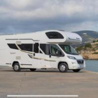 Portugals Infinity - AutoCaravana Luxo，位于法鲁法鲁机场 - FAO附近的酒店