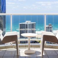 Luxury Ocean View Studio Apartments，位于黄金海岸冲浪者天堂的酒店