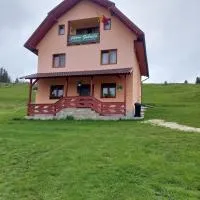 Cabana Gabriela，位于戈尔达德苏斯的酒店