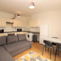 Ideal 2 Bed Flat close to City