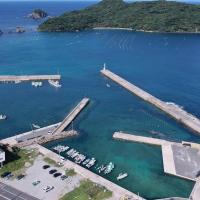 一棟貸し別荘つる，位于松江市隐岐机场 - OKI附近的酒店