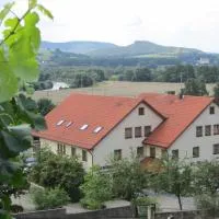 Hotel Alte Rose Gasthaus，位于Ebelsbach的酒店