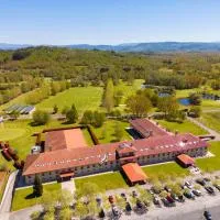 IBERIK Augas Santas Balneario & Golf，位于潘通的酒店